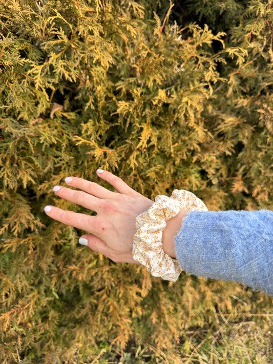 Handgenähter Scrunchie