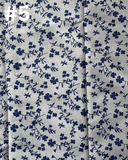 Handgenähtes Katzenspielzeug aus Baumwolle mit Katzenminze, Glöckchen & Stab